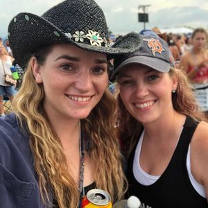 Meet your Posher, Kacie